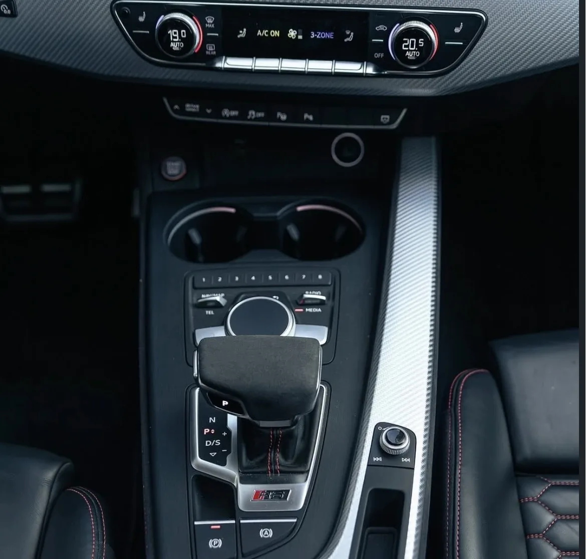 Audi RS4 Avant — Vue 7