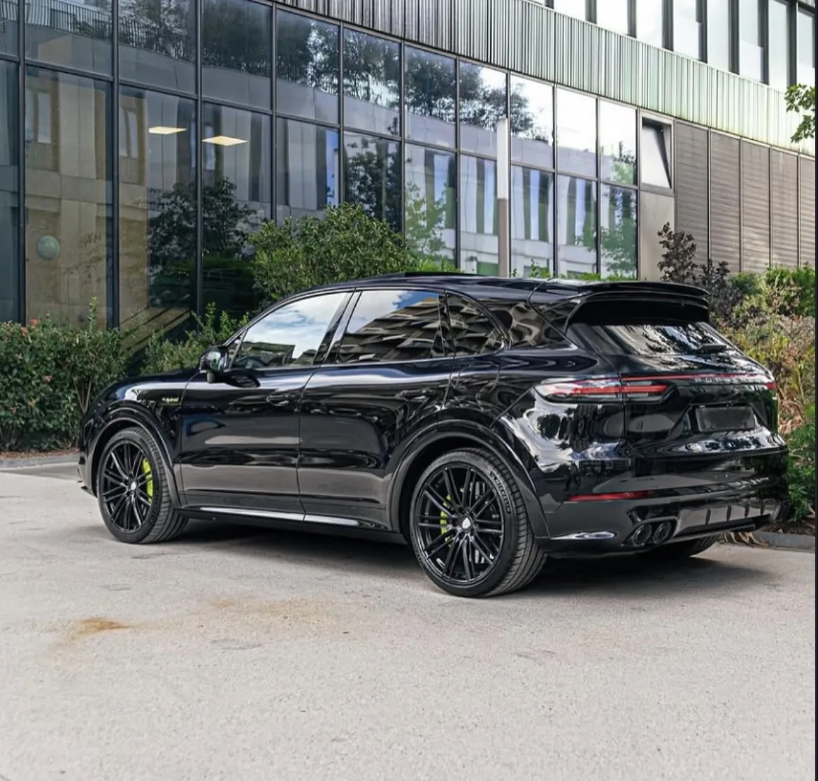 Cayenne Turbo S E-Hybrid — Vue 2